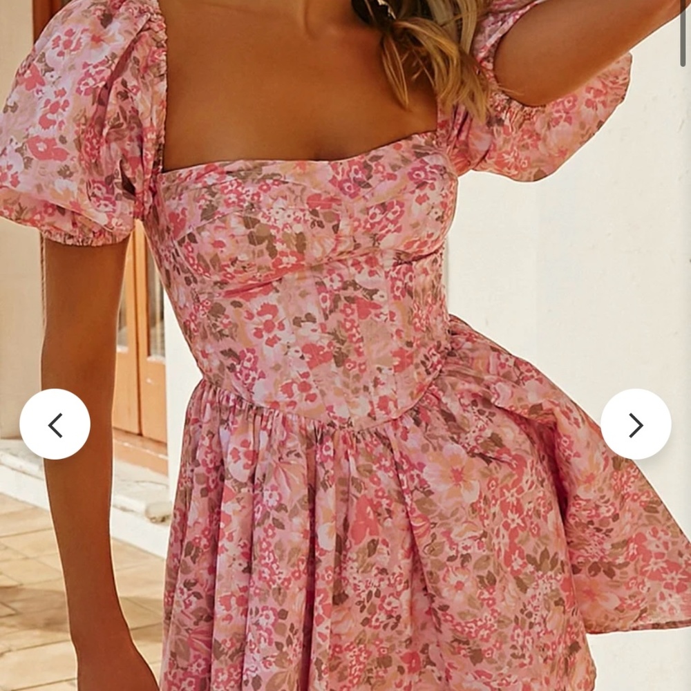 BRAND NEW Cherley XS Floral Dress!